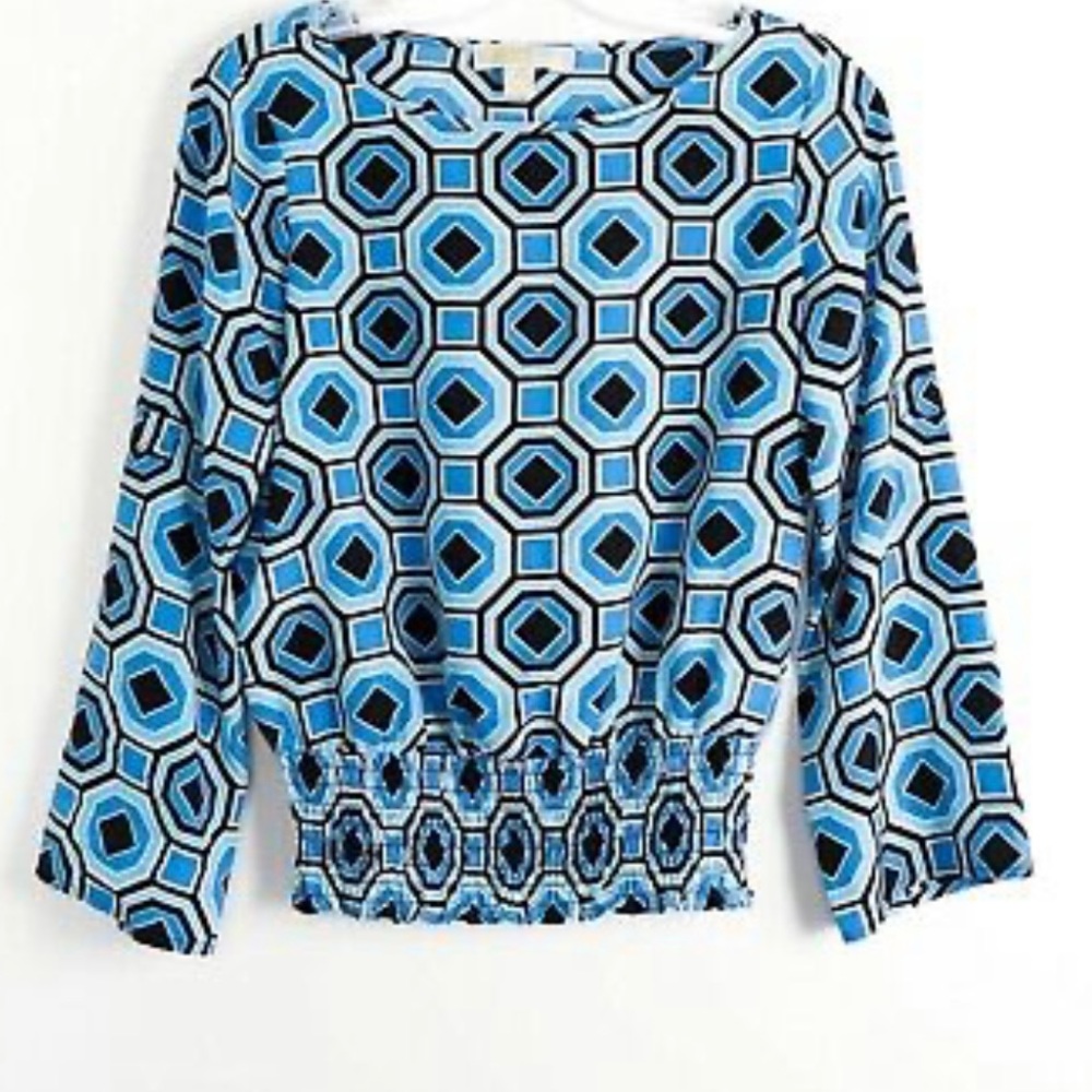 Pretty MK top with adjustable bell sleeves